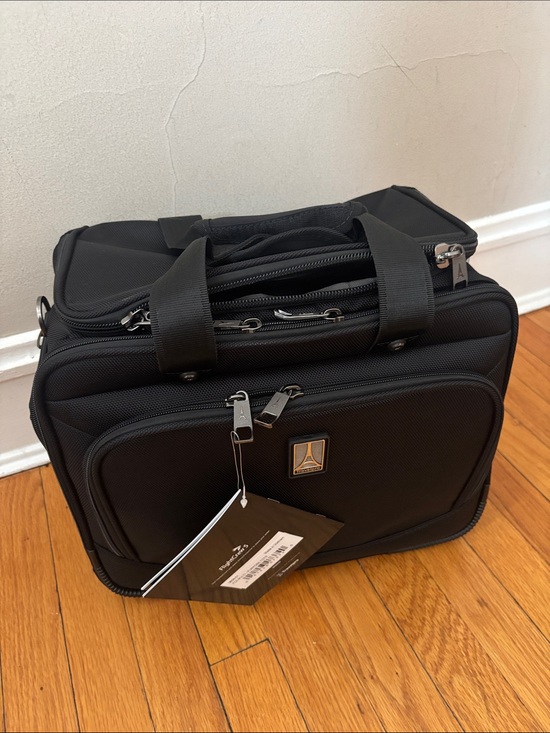 Travelpro Handbags - Travel Pro Multi Purpose Tote NWT